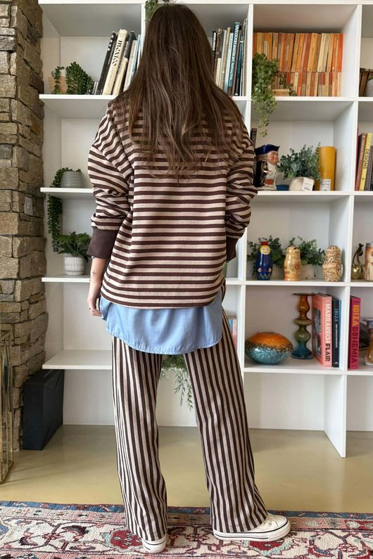 Shoreditch Classic V Sweat Chocolate & Latte